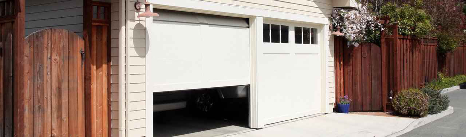 installer porte de garage 13650